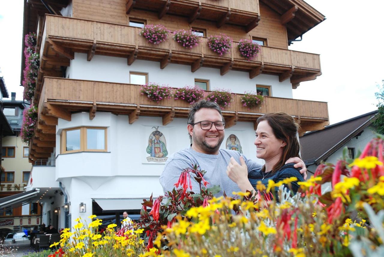 Tiroler Weinstube Aparthotel Seefeld in Tirol Exteriör bild